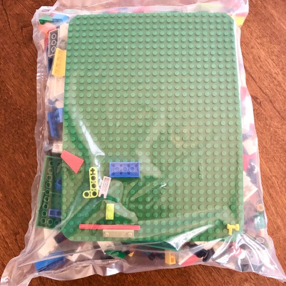 Lego, 3 Pounds, Assorted, Bulk, AUTHENTIC LEGO, Very Clean, Good Condition - Picture 3 of 13